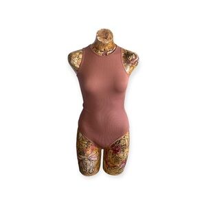 OQQ bodysuit brown sleeveless stretch medium